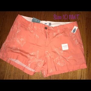 Coral shorts